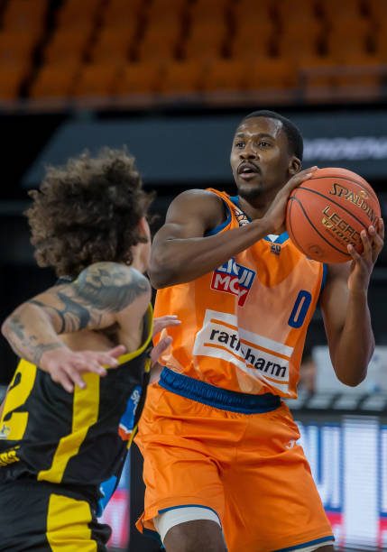 范迪克:希望能在利物浦队史上留下我的名字,球队的目标还没完成.