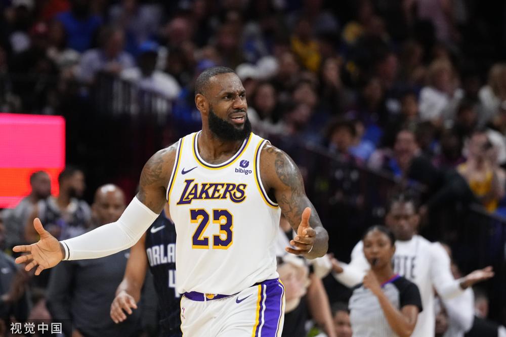 球迷怒了!TA:西汉姆球迷发起抵制行动,抗议俱乐部管理层