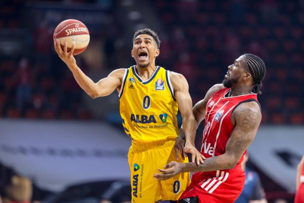 阿斯:赫塔费有意乌拉圭名将雷科巴之子赫雷米亚-雷科巴.